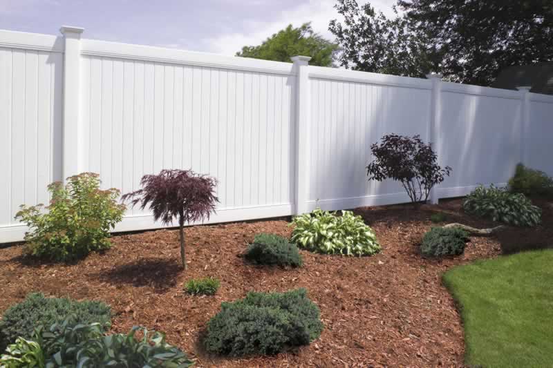 Wood Privacy Fencing Installer In Tampa Fl